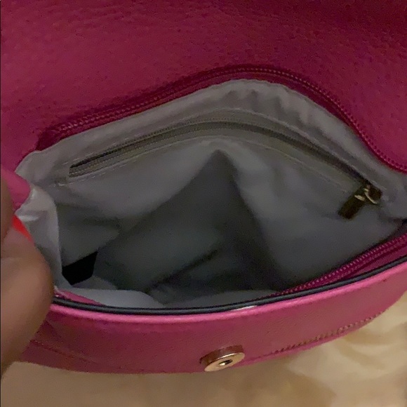 Pink purse - Picture 3 of 3